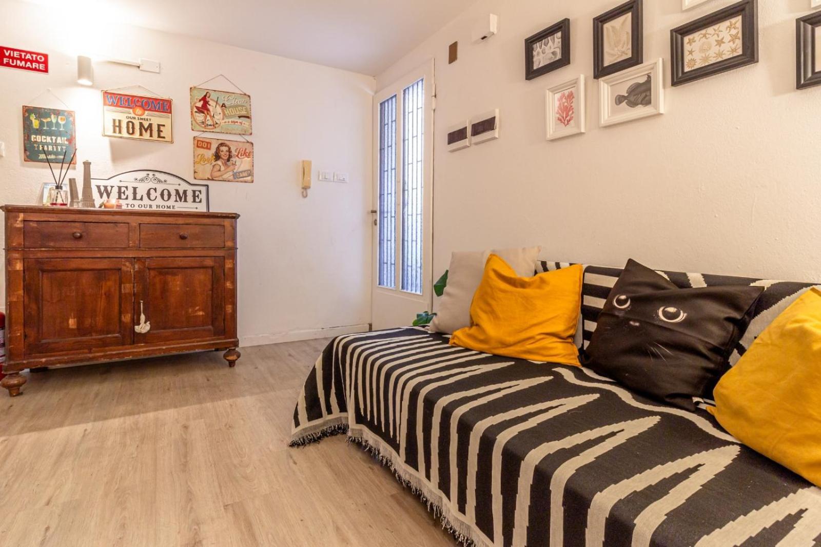 Bambaglioli 2 Torri Apartment Bologna Ngoại thất bức ảnh